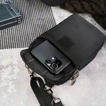 Męska saszetka na ramie z cordury czarna  SP-03-BL