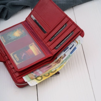 Portfel damski skórzany duży lakierowany czerwony poziomy z RFID SP-25-RD