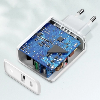 Ugreen szybka ładowarka sieciowa USB Typ C / USB 36 W Quick Charge 4.0 Power Delivery biały (60468 CD170)