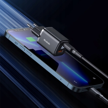 MCDODO SZYBKA ŁADOWARKA SIECIOWA DO TELEFONU 2X USB USB-C GAN 33W MIERNIK