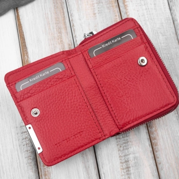Portfel damski skórzany mini lakierowany ze skóry naturalnej