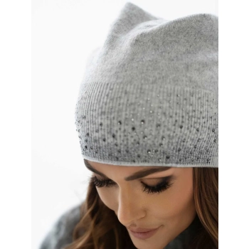 Czapka beanie PETERSON damska z efektownym wzorem ciepła