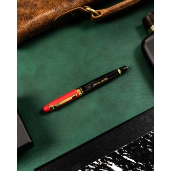 Elegancki długopis — Pierre Cardin
