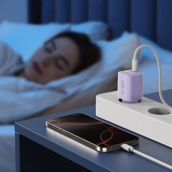 Ładowarka sieciowa Tech-Protect NCM33 PD 33W QC3.0 USB-C / USB-C - fioletowa