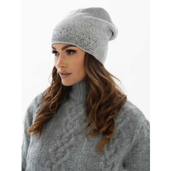 Czapka beanie PETERSON damska z efektownym wzorem ciepła