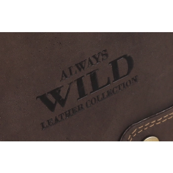 Atrakcyjny, skórzany portfel męski z mosiężnym łańcuchem - Always Wild