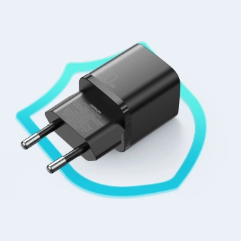 JOYROOM L-P202 NETWORK CHARGER PD20W/QC3.0 BLACK