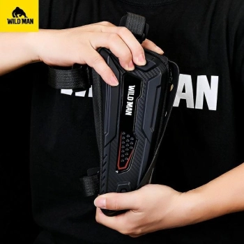 WILDMAN Etui/uchwyt rowerowy M90sakwa na ramę czarna/black