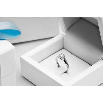 Pierścionek z brylantem laboratoryjnym 0,50ct F/VS1