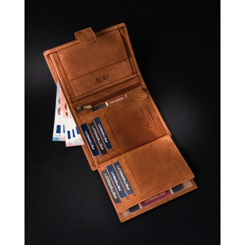 Nubukowy portfel męski z systemem RFID Protect — Peterson