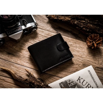 Elegancki portfel męski z systemem antyskimmingowym RFID Protect — Rovicky