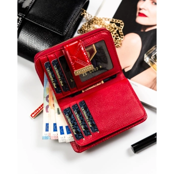 Portfel damski ze skóry naturalnej zamykany na zatrzask i suwak - Peterson