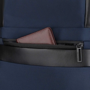 Plecak podróżny z miejscem na laptopa pojemny miejski elegancki Peterson