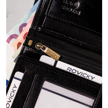 Skórzany portfel męski z zabezpieczeniem RFID Protect — Rovicky