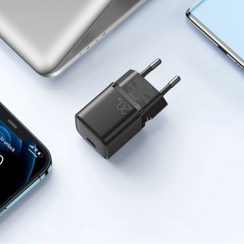 JOYROOM L-P202 NETWORK CHARGER PD20W/QC3.0 BLACK