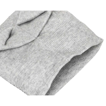 Czapka beanie PETERSON damska z efektownym wzorem ciepła