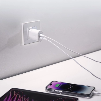 Ładowarka sieciowa SBS TETRPD20W 20W USB-A USB-C z Power Delivery - biała